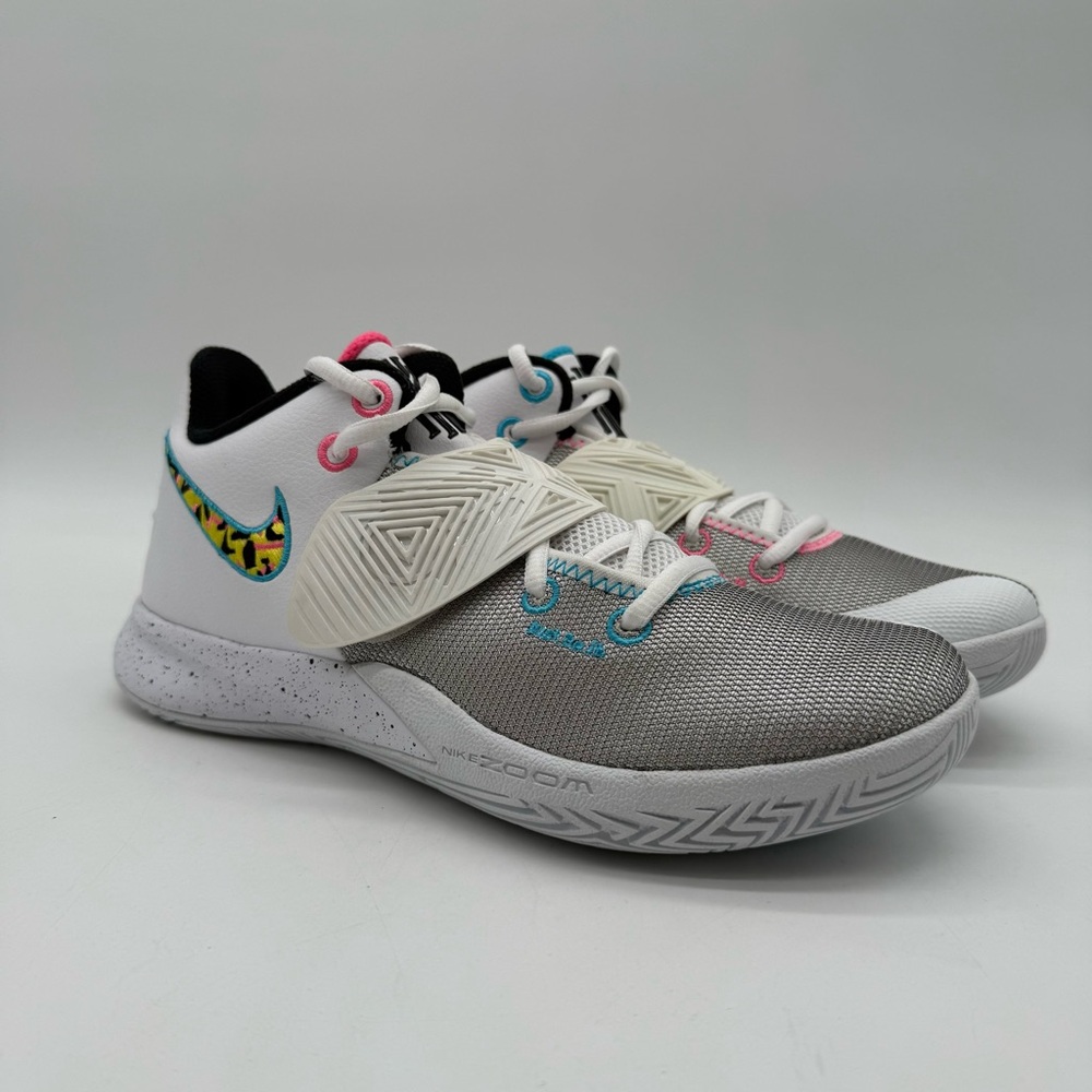 Nike Kyrie Flytrap 3 South Beach White Pink Blue  Men Size 7.5 BQ3060-104 New